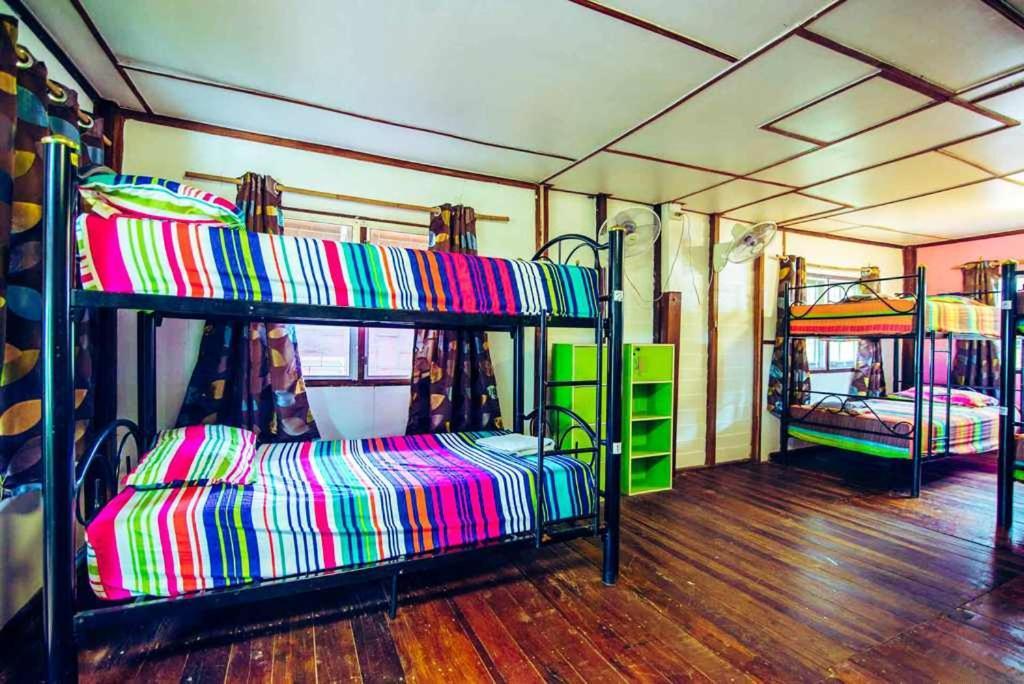 Bananas Resort & Restaurant Tha Lane Bay Екстериор снимка