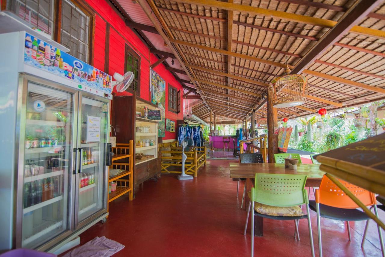 Bananas Resort & Restaurant Tha Lane Bay Екстериор снимка