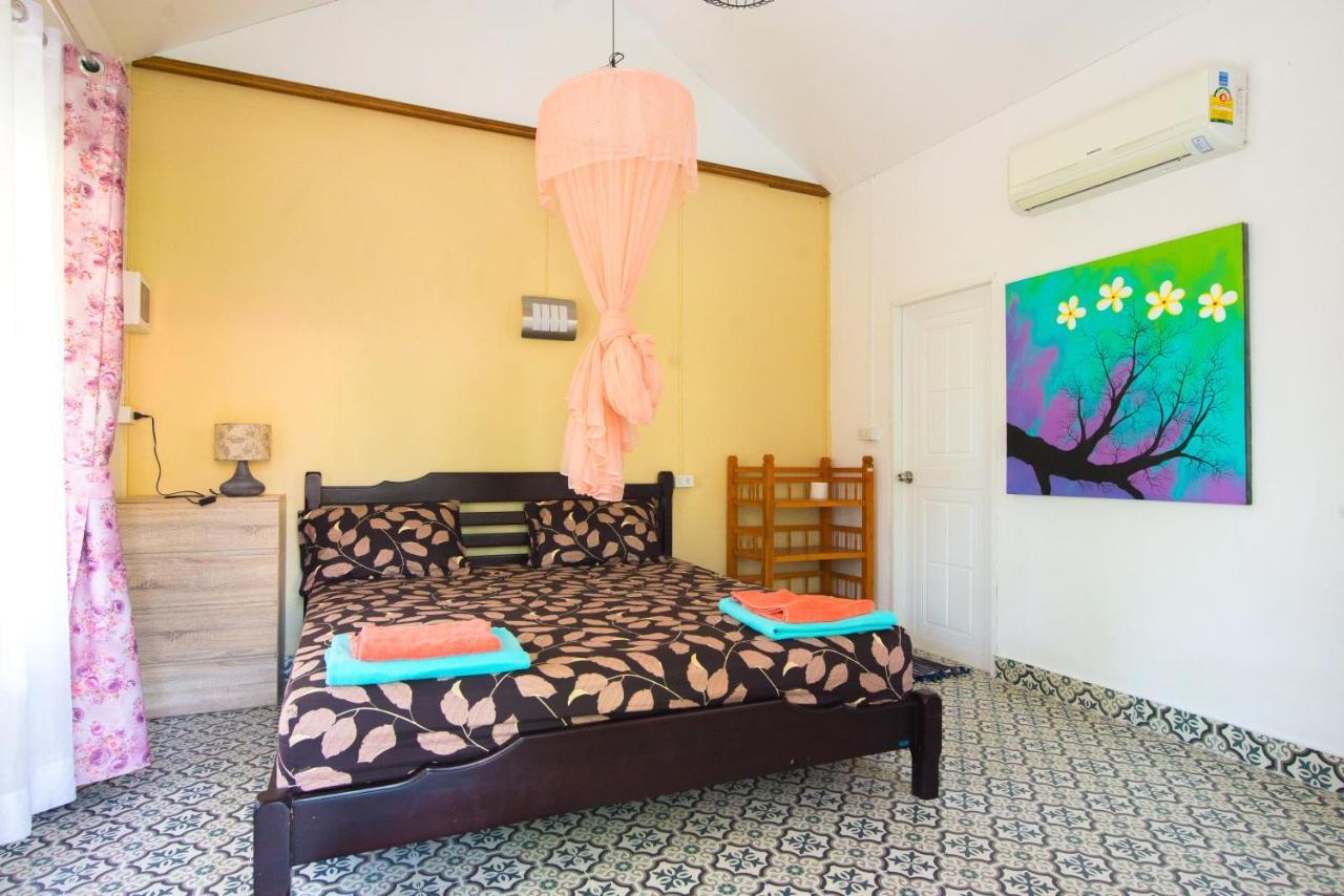 Bananas Resort & Restaurant Tha Lane Bay Екстериор снимка